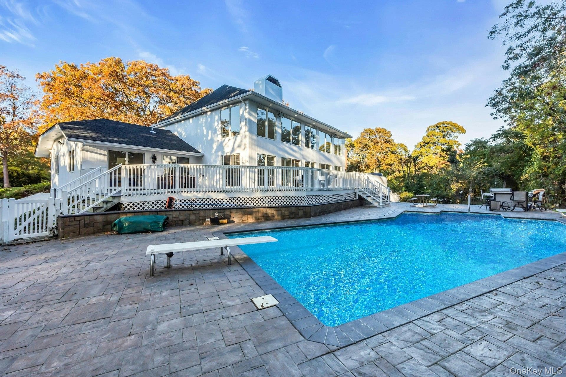 19 Bay Woods Drive thumbnail 38