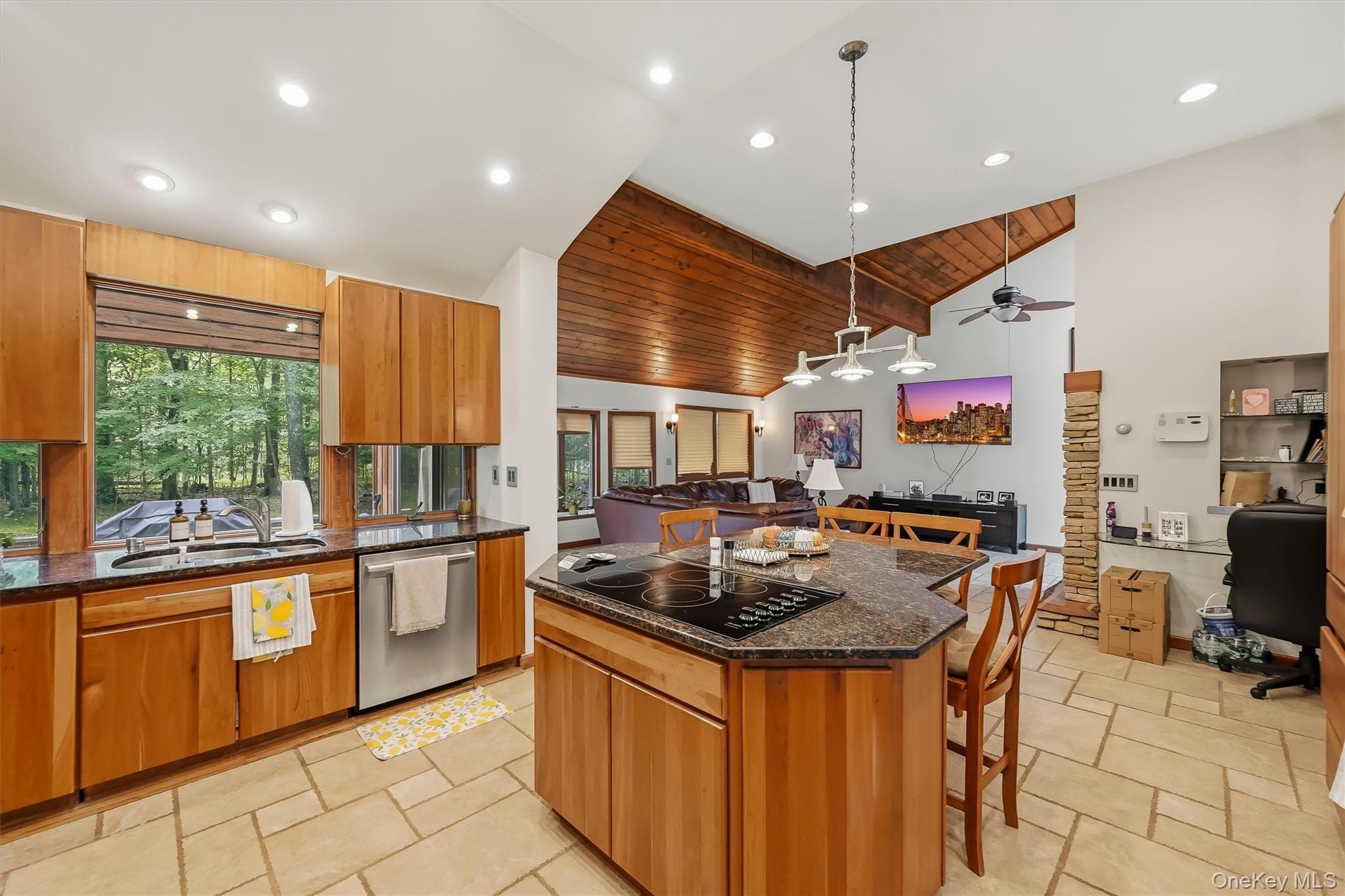 441 Burlingham Road thumbnail 17