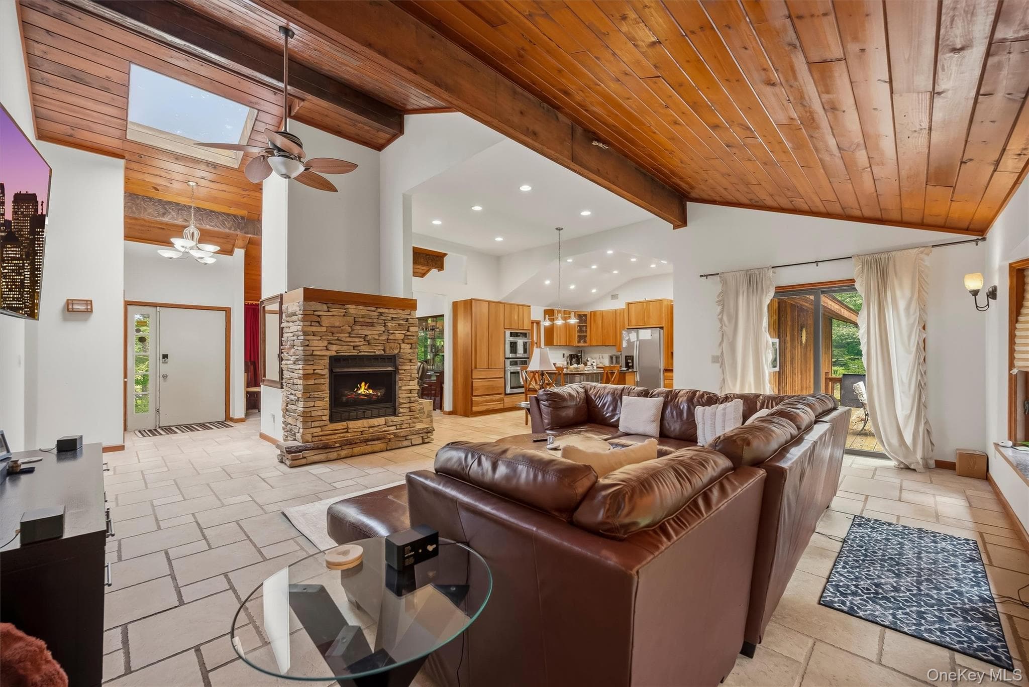 441 Burlingham Road thumbnail 2