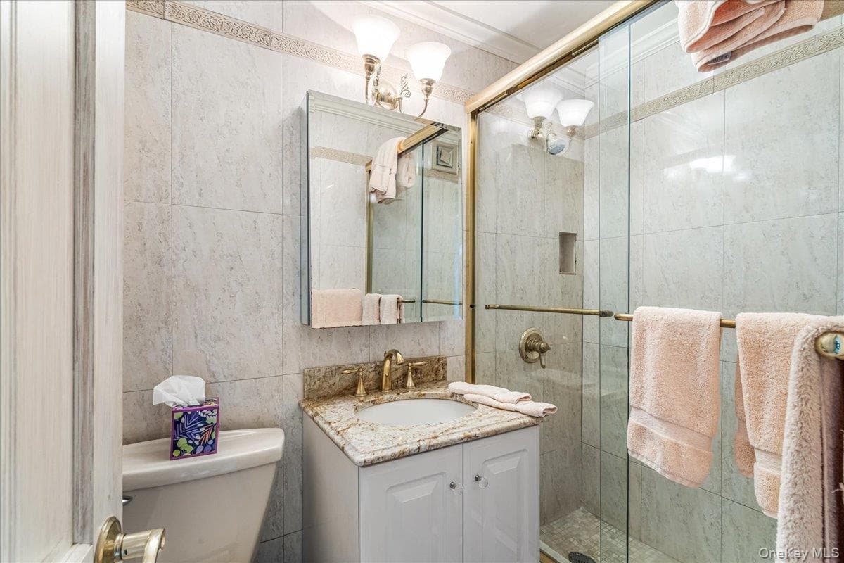 17-85 215th Street Unit: 14D thumbnail 18