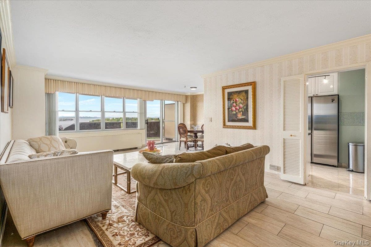 17-85 215th Street Unit: 14D thumbnail 4