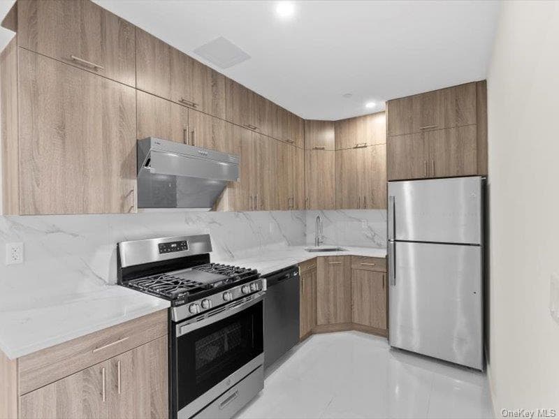 124-28 Queens Boulevard Unit: 8A thumbnail 7