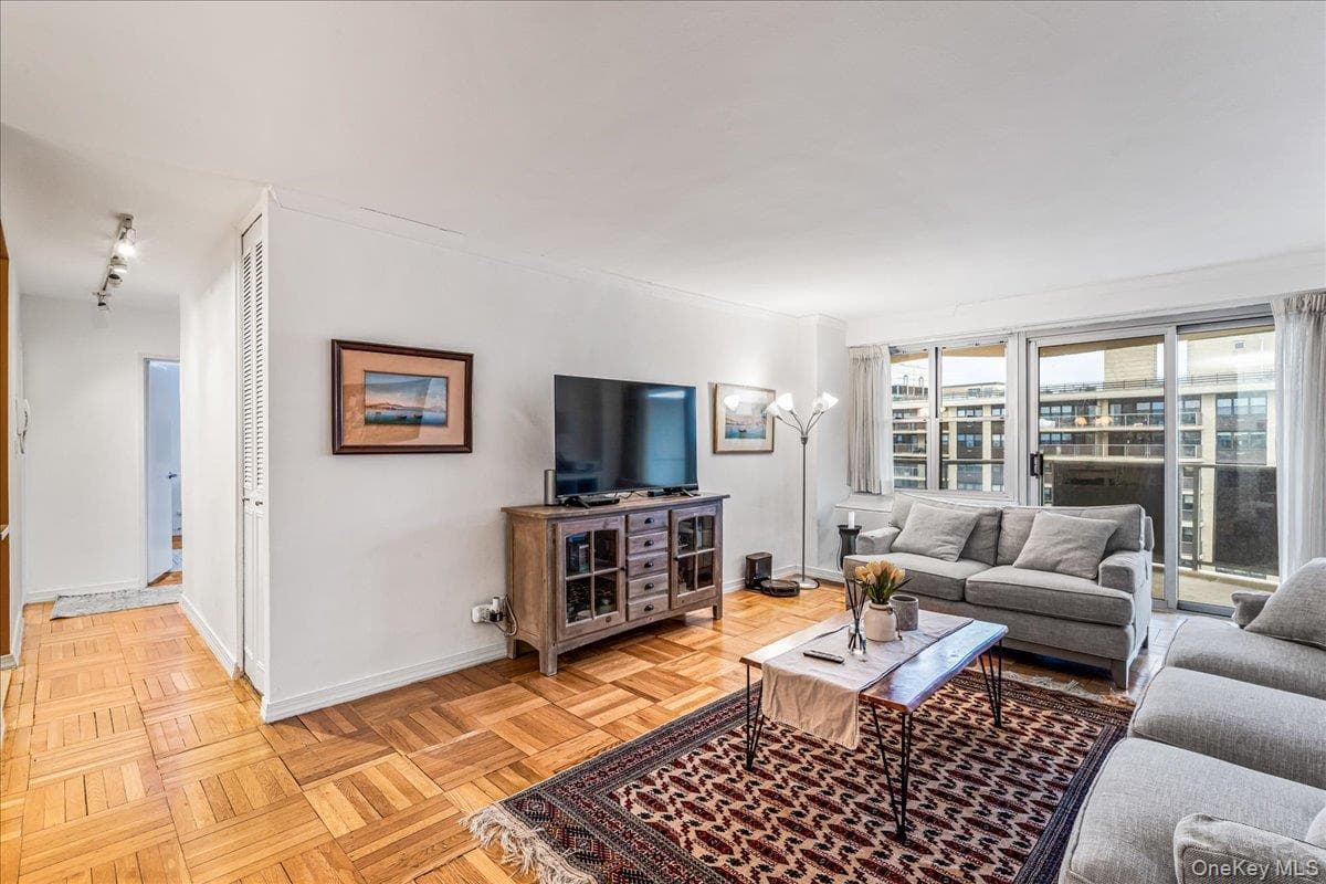 17-85 215th Street Unit: 16H thumbnail 5