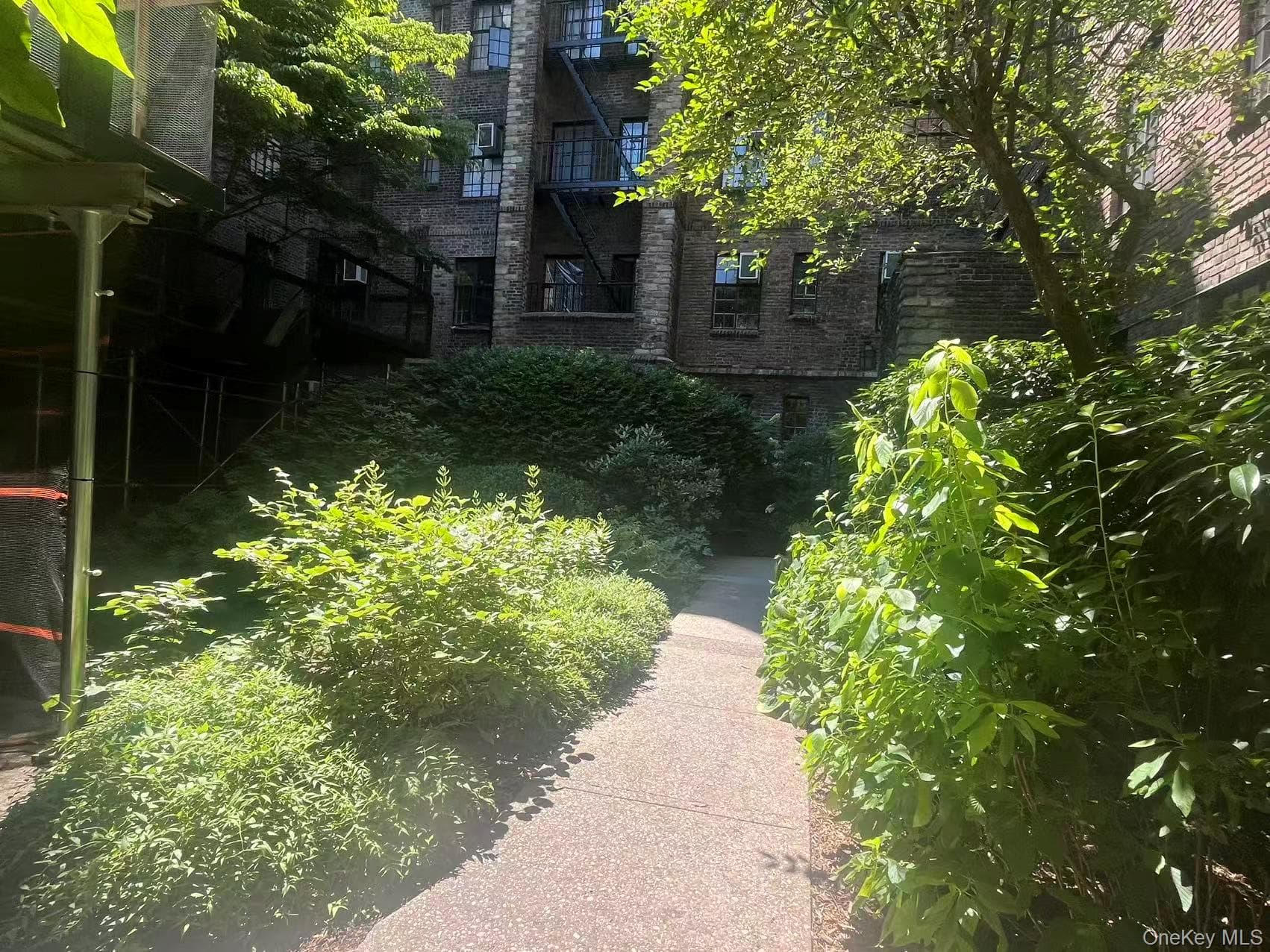116 Pinehurst Avenue Unit: C21 thumbnail 4