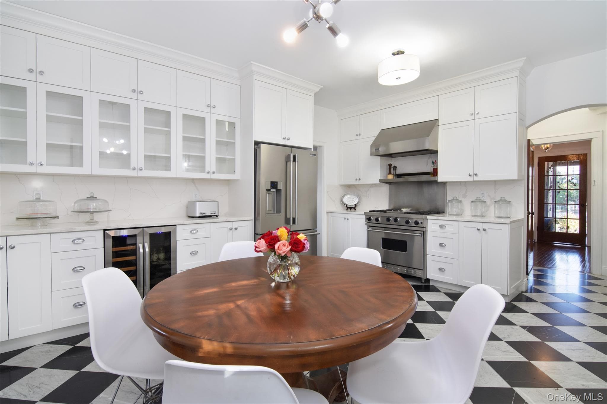 233 Kneeland Avenue thumbnail 20