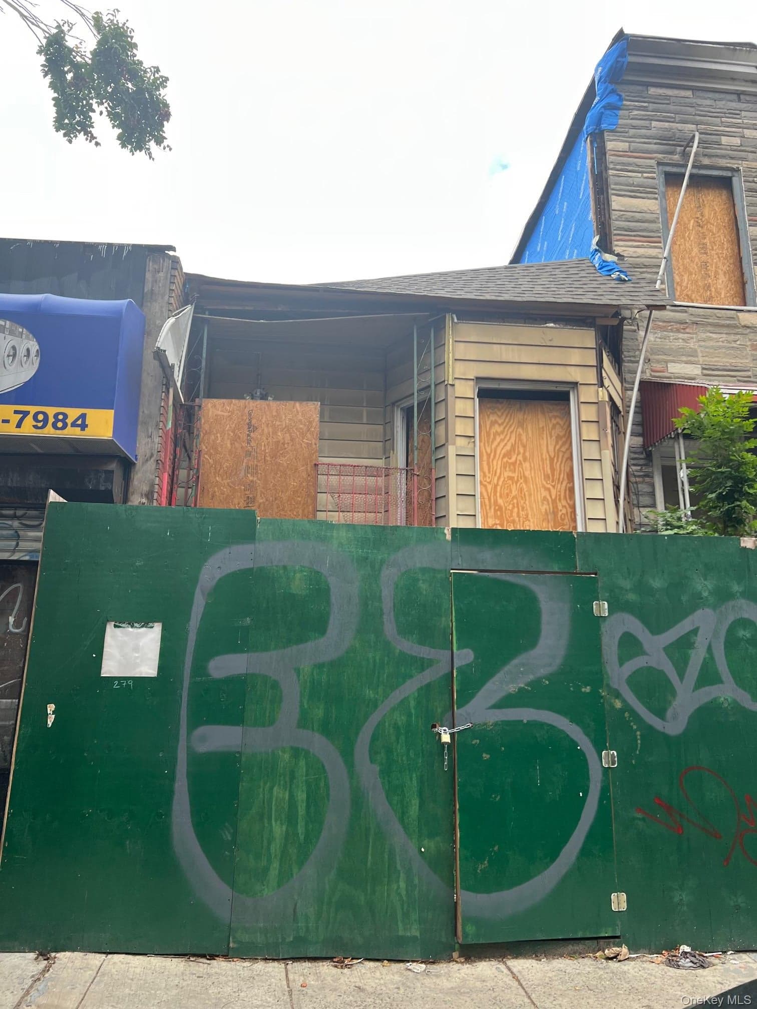 279 E 163rd Street photo 1