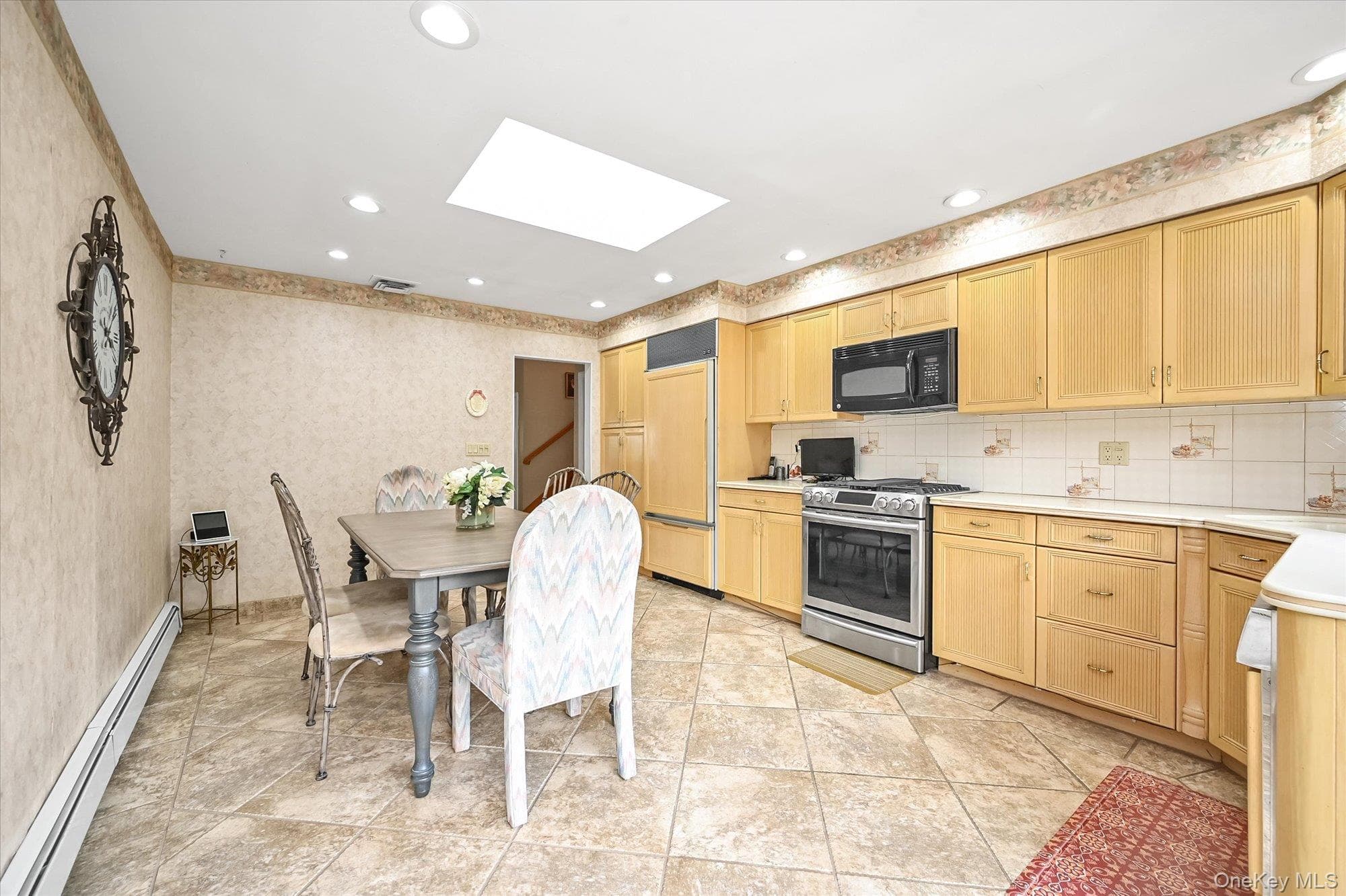 222-44 Garland Drive thumbnail 10