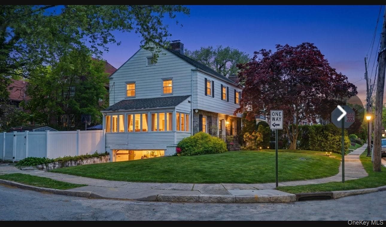 370 Summit Avenue thumbnail 30