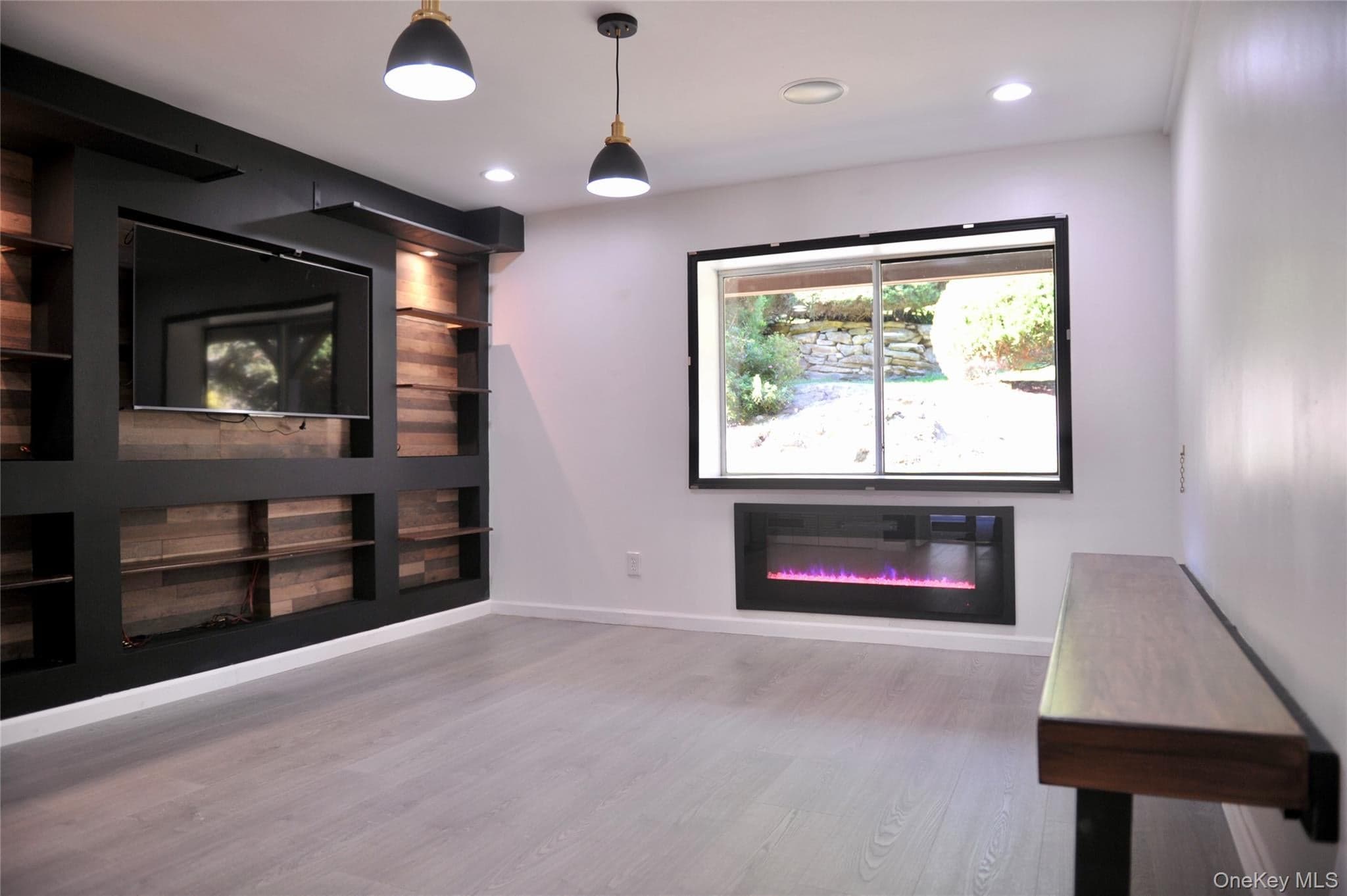 21 Knoll View thumbnail 12