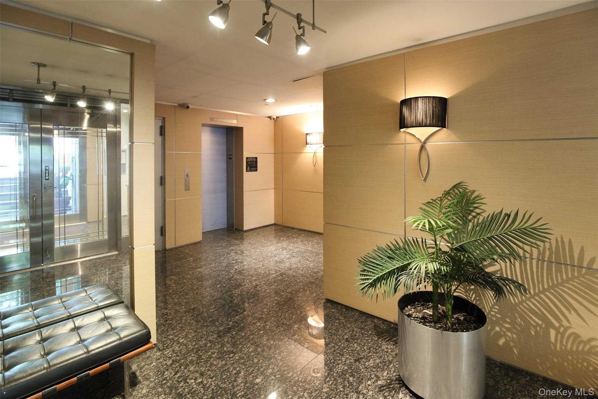 9935 Shore Road Unit: 1D thumbnail 3