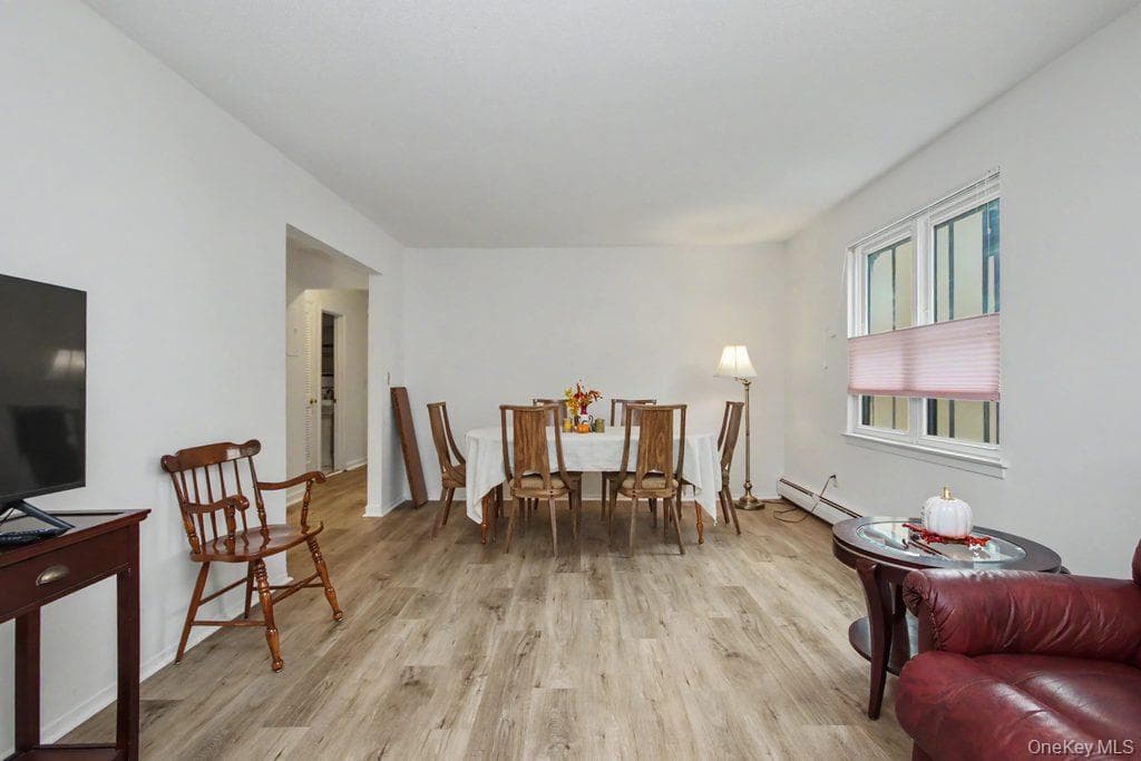 969 Sierra Vista Lane thumbnail 10