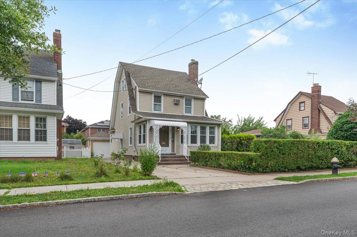 251-47 42nd Avenue thumbnail 2