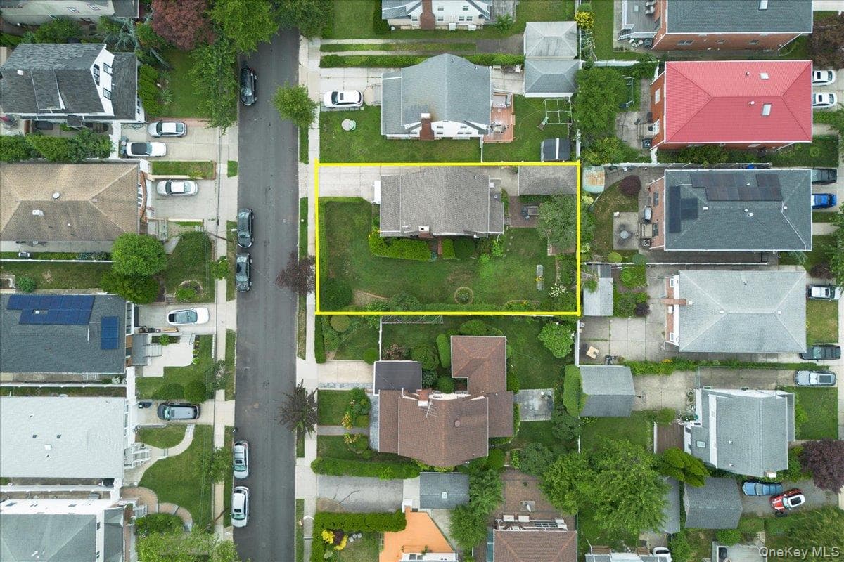 251-47 42nd Avenue thumbnail 33