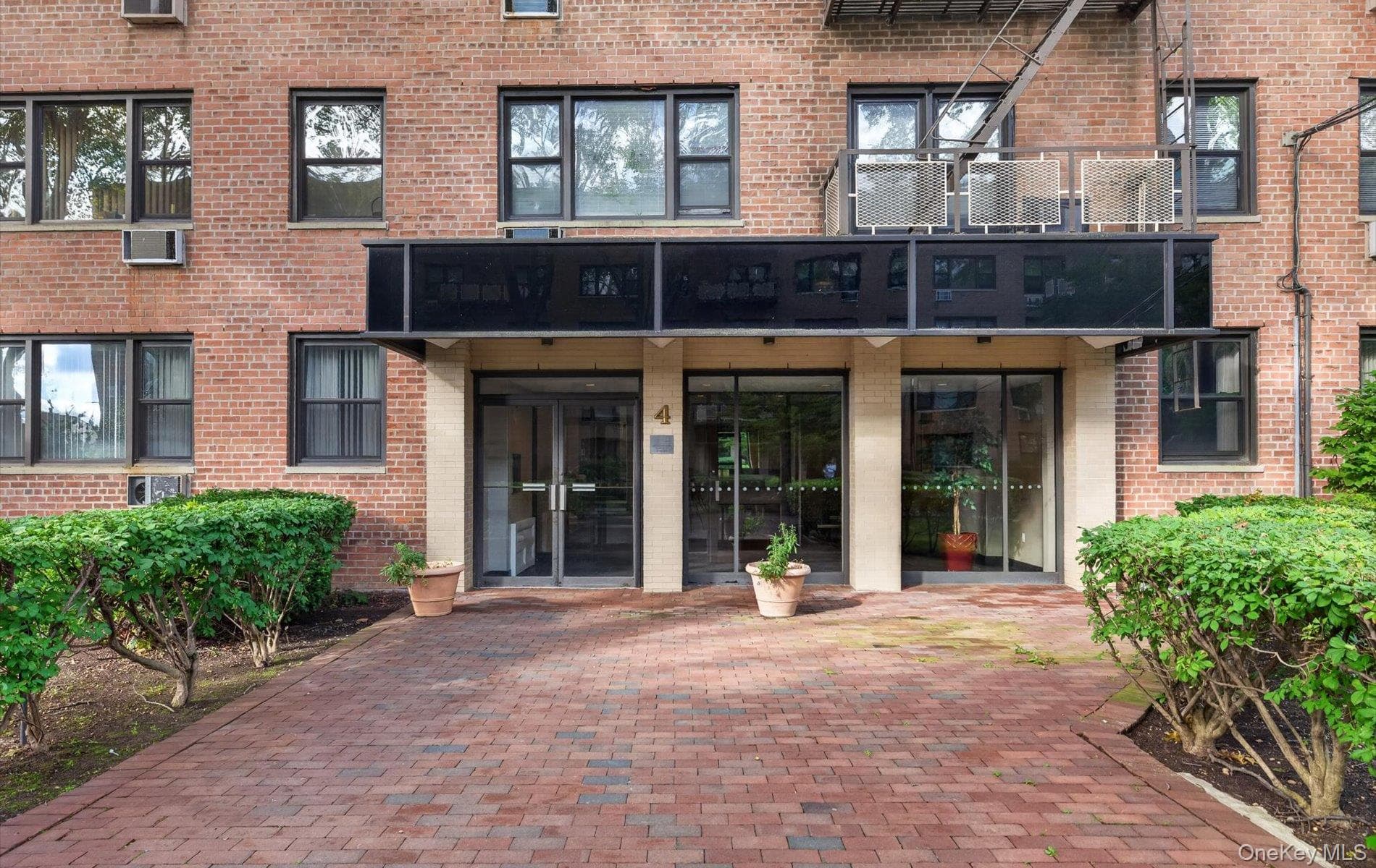 4 Birchwood Court Unit: 4G thumbnail 10