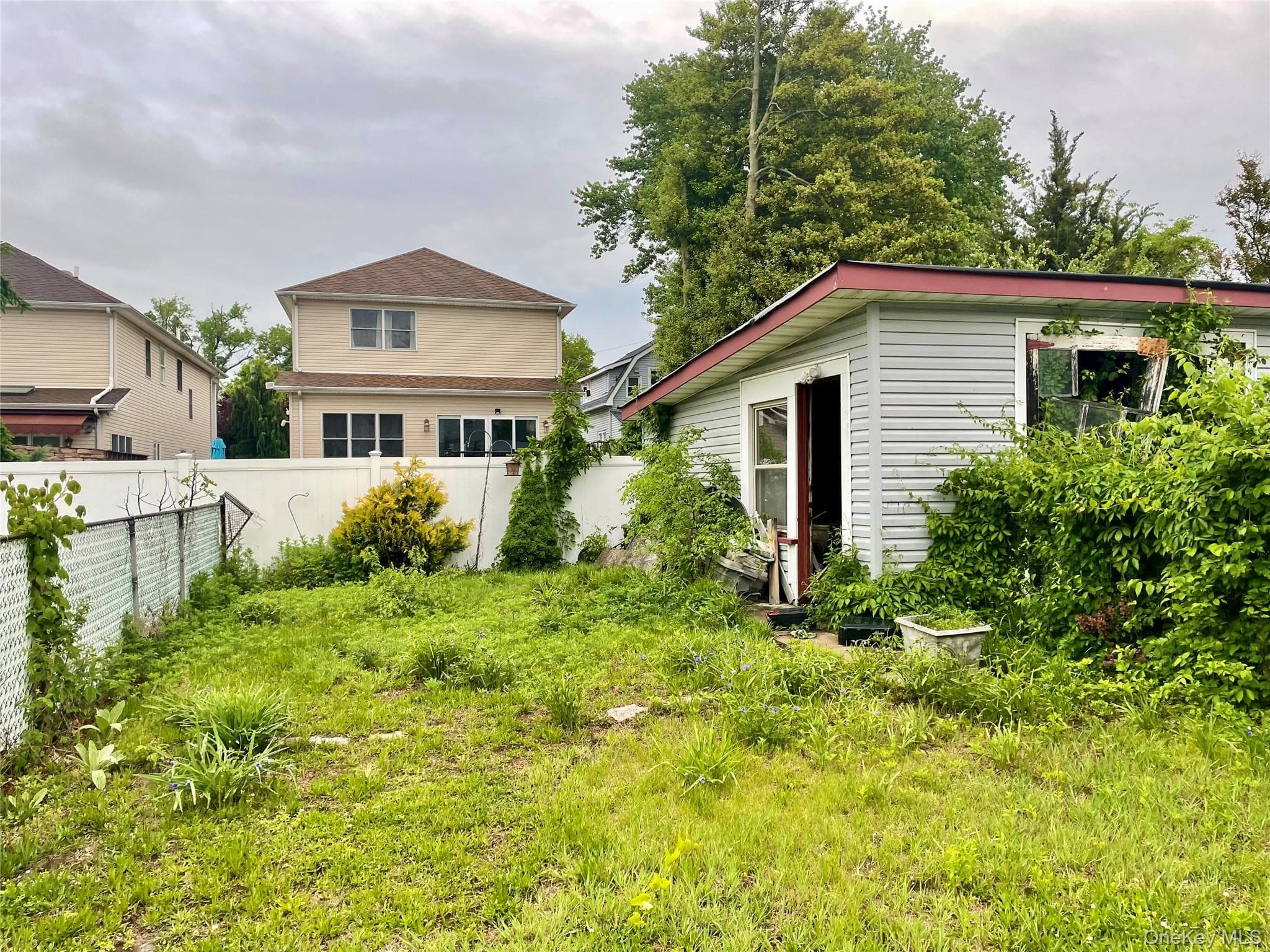 141 Fisher Avenue thumbnail 11