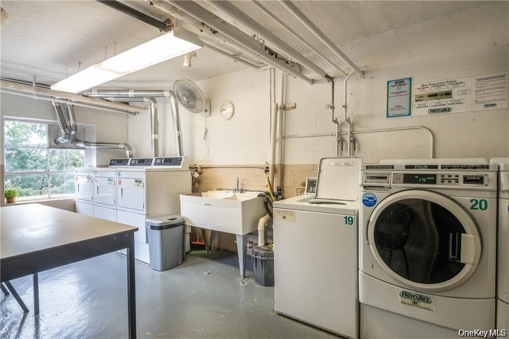 25 Shady Glen Court Unit: 3B thumbnail 17