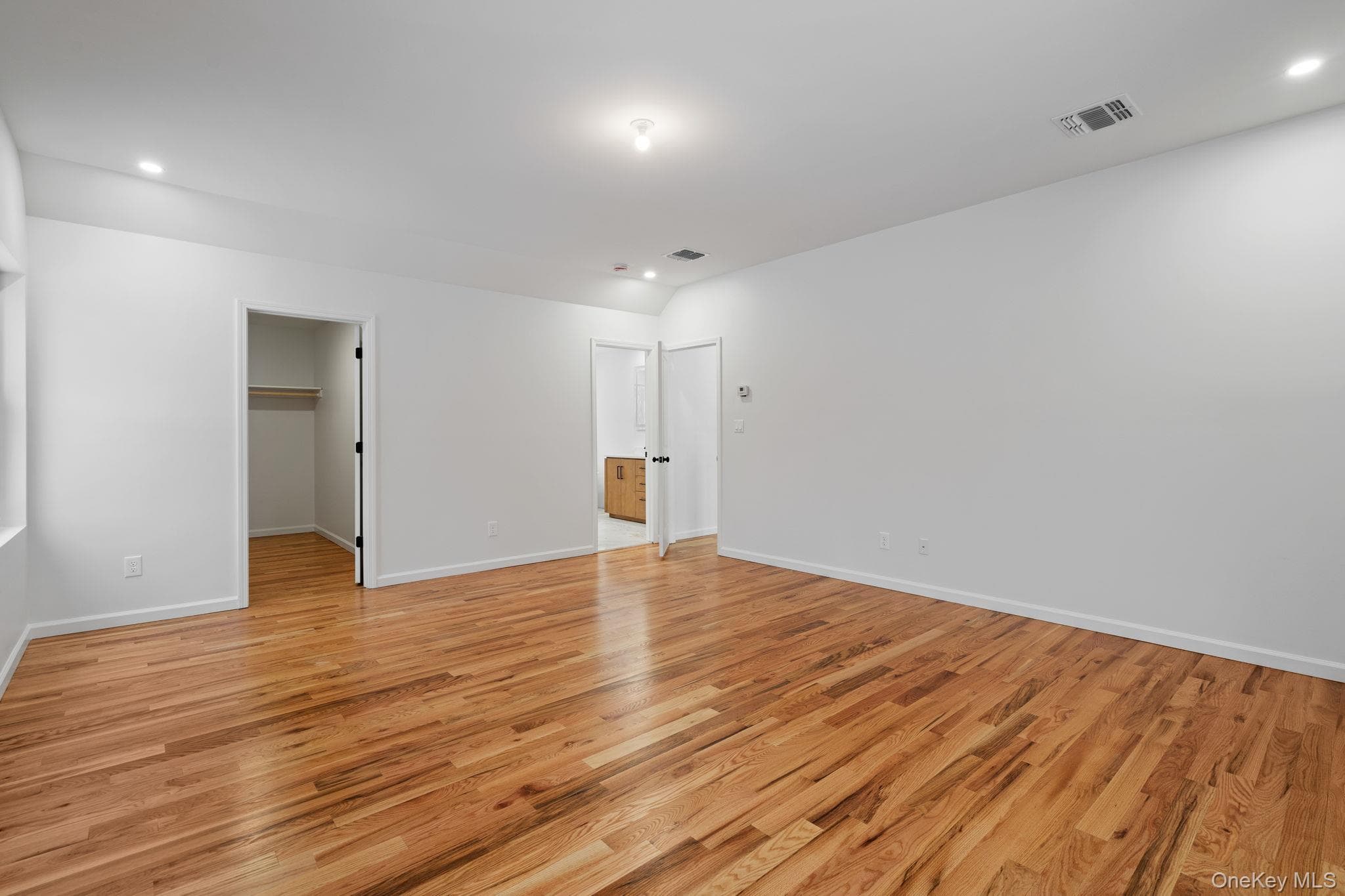 28 Northern Avenue thumbnail 17
