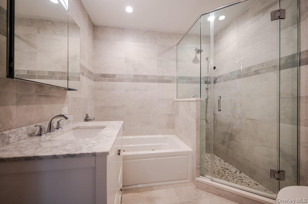 661 W Broadway Unit: 402 thumbnail 11