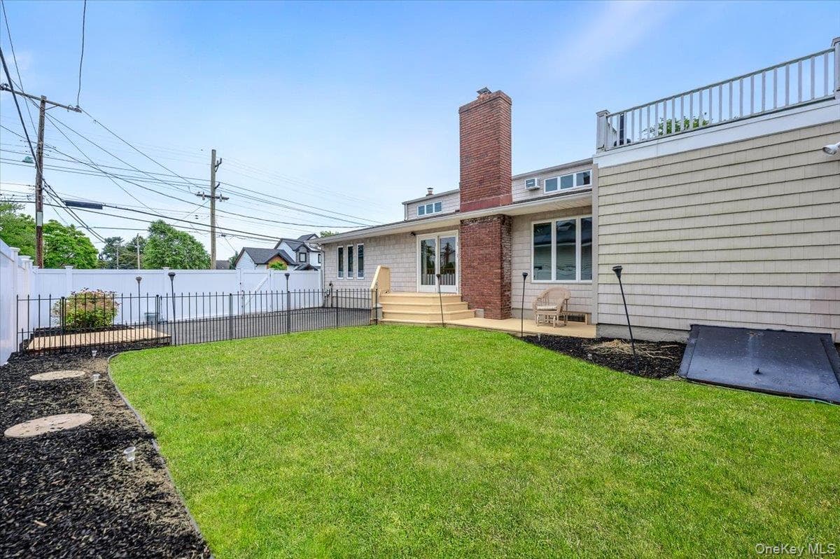 86 Edmore Lane thumbnail 38