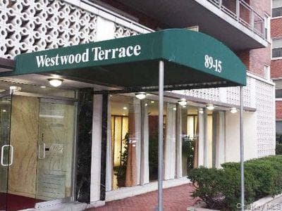 89-15 Parsons Boulevard Unit: 10E, Jamaica Hills