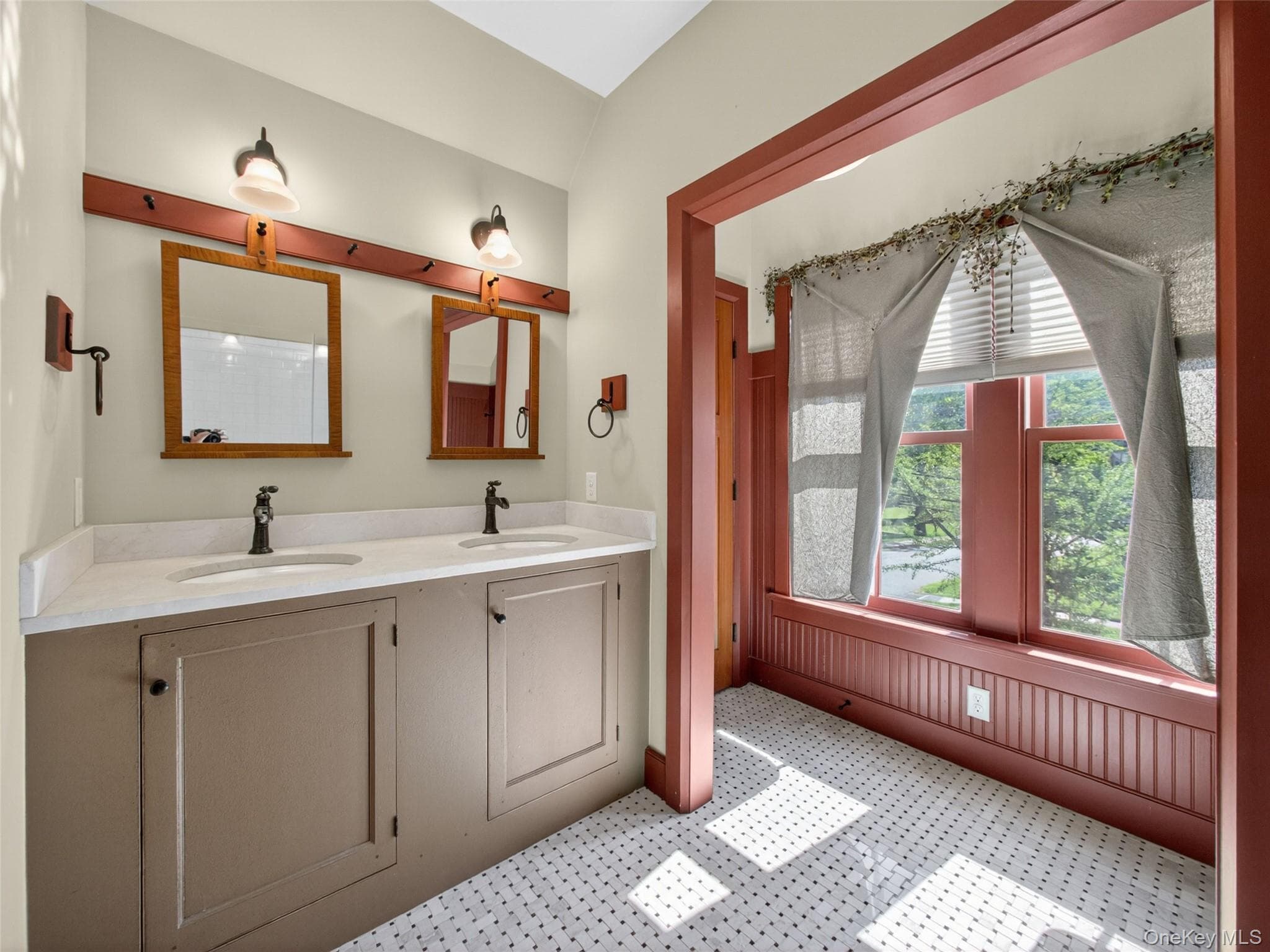 43 Rockland Avenue thumbnail 23