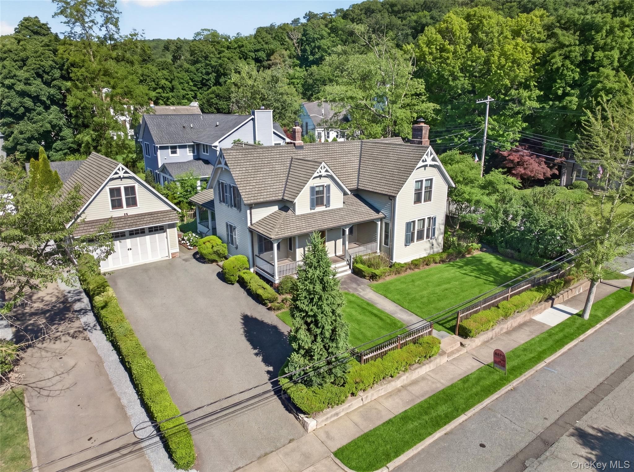 43 Rockland Avenue thumbnail 2