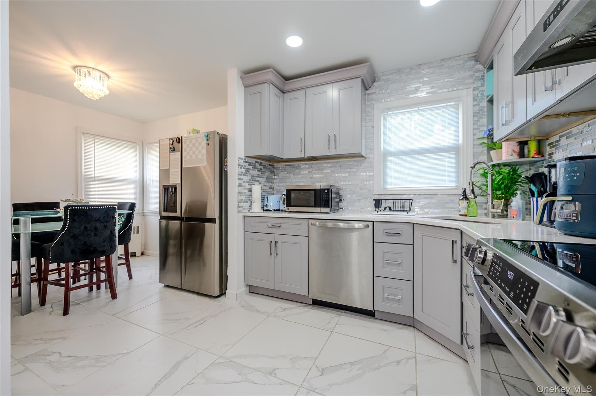 3381 Oceanside Road thumbnail 4