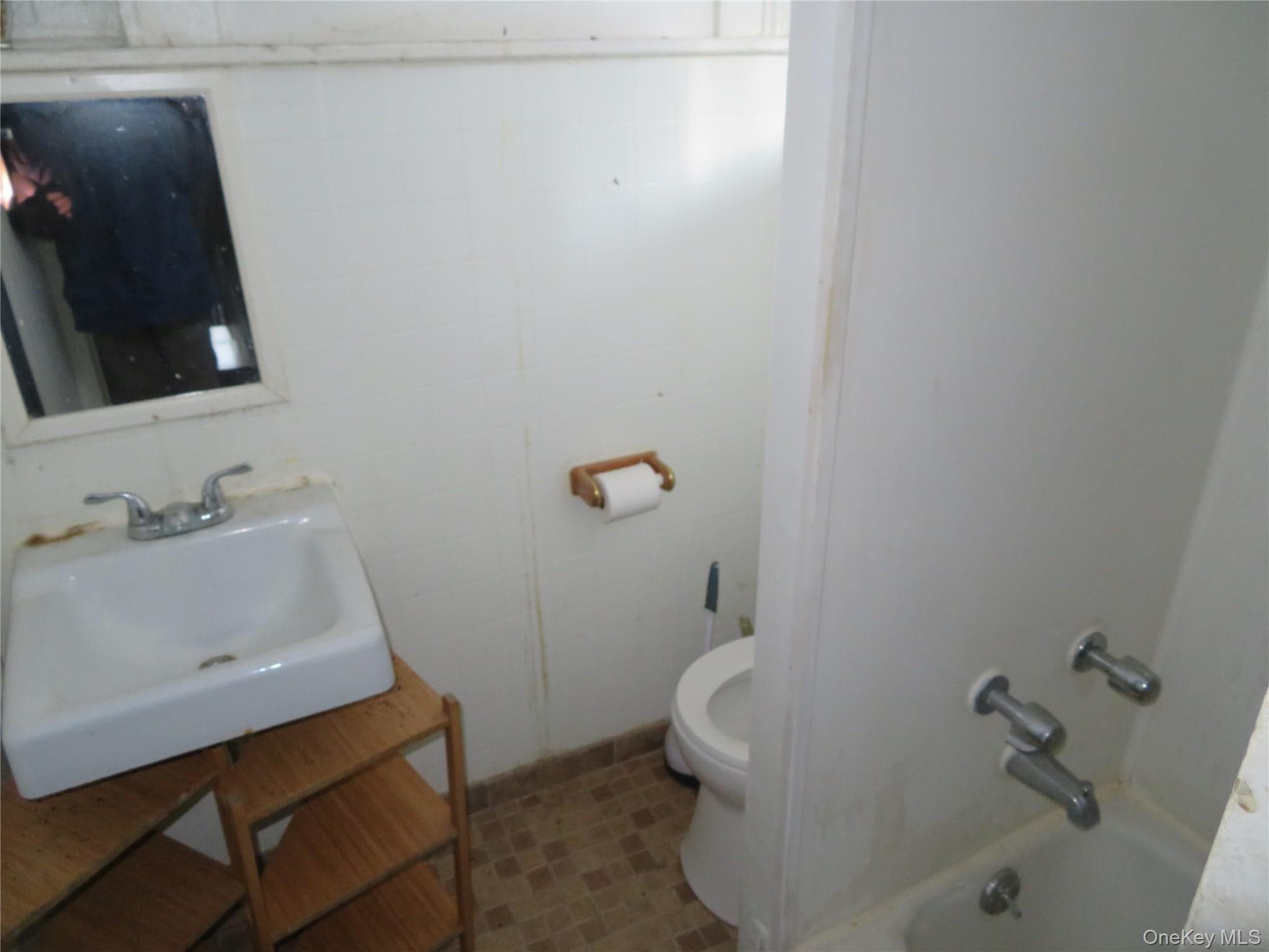 125 Hudson Terrace thumbnail 10