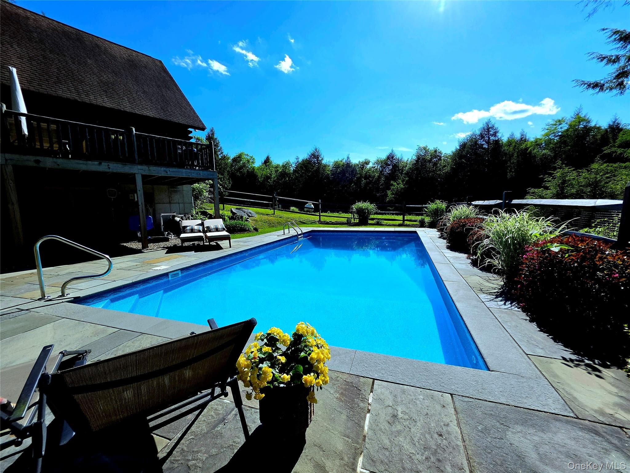 108 Eagles Ridge Way thumbnail 23