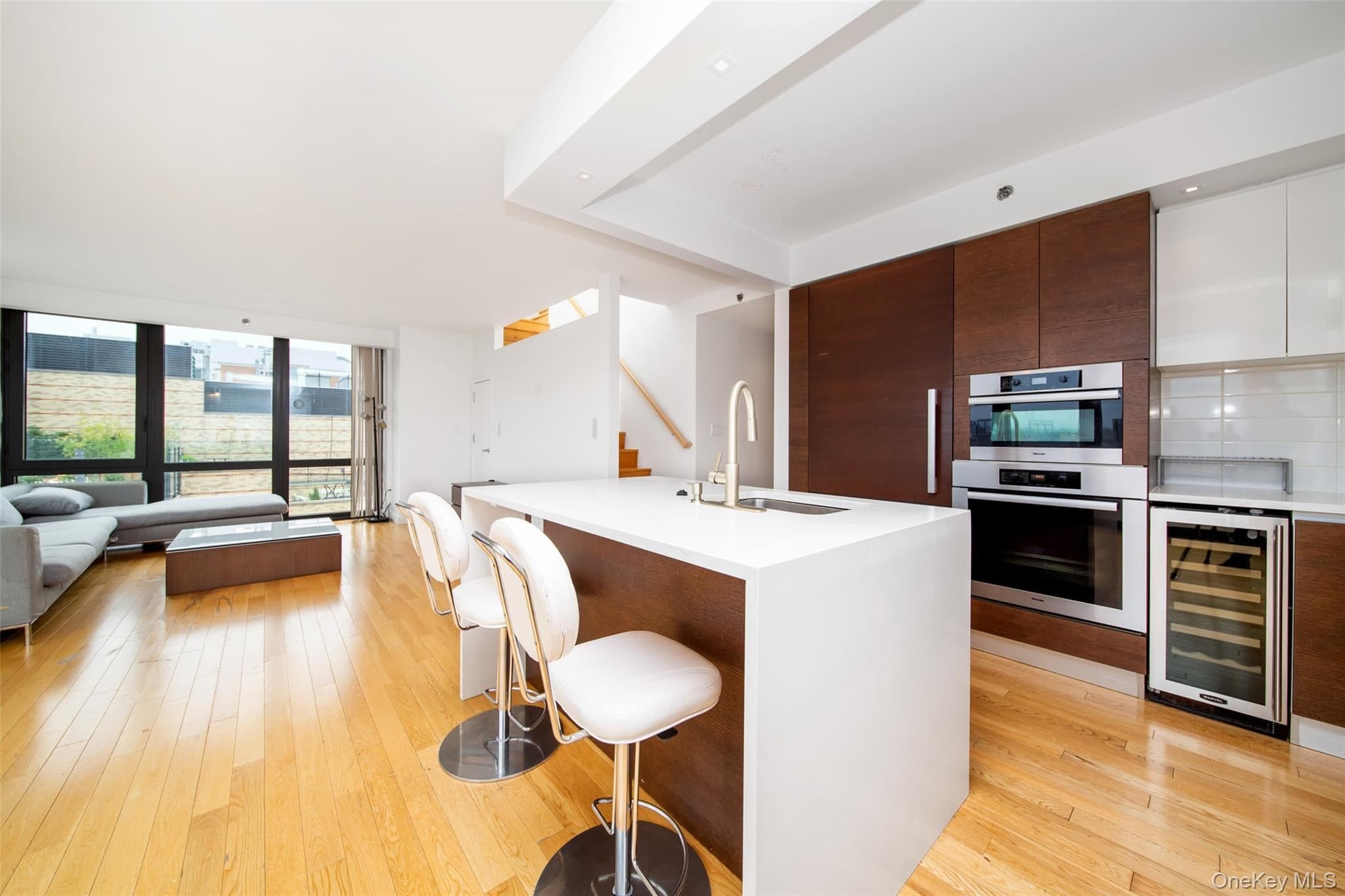 39-16 Prince Street Unit: PhB thumbnail 10