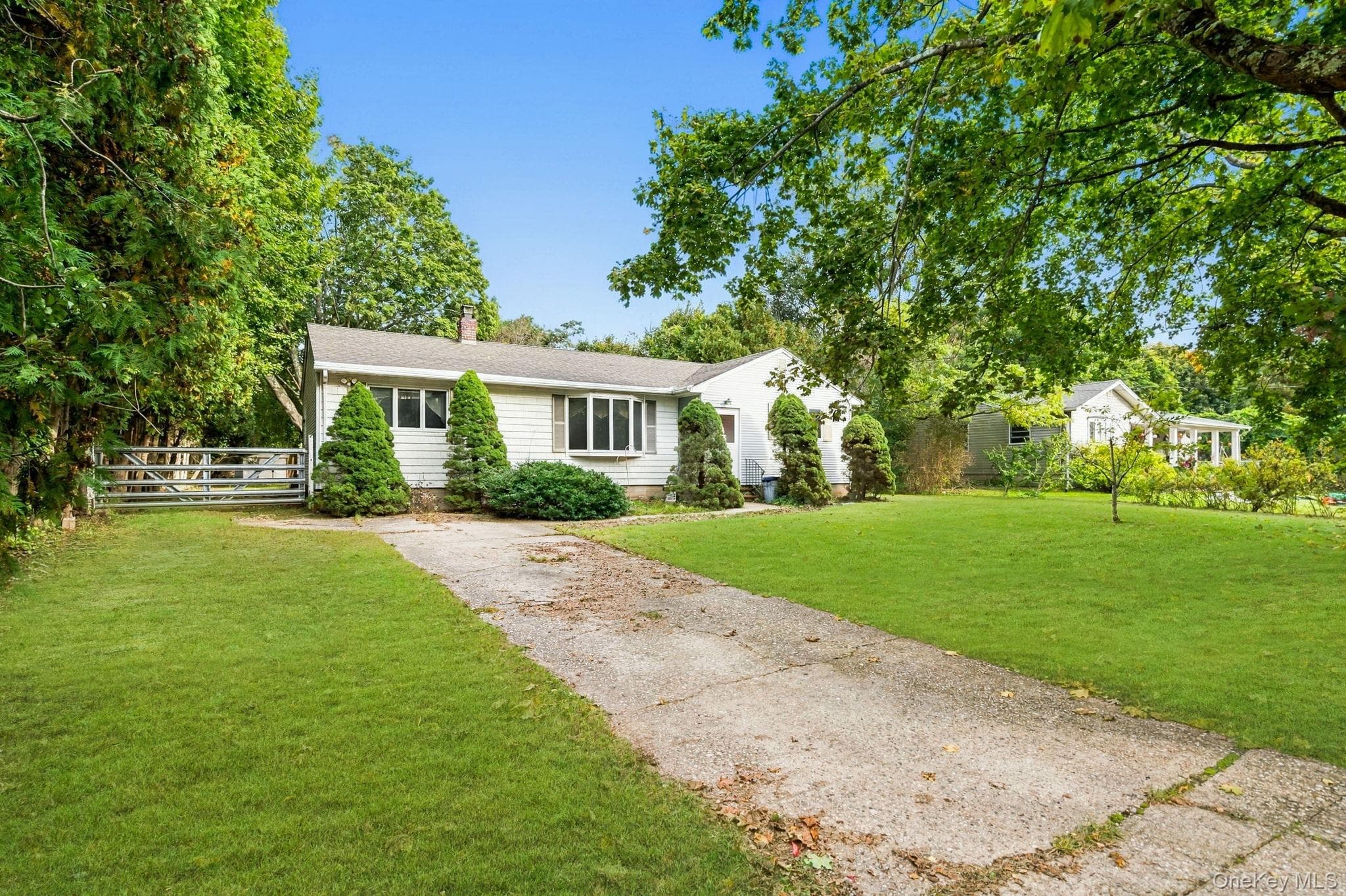 67 Weeks Avenue, Manorville