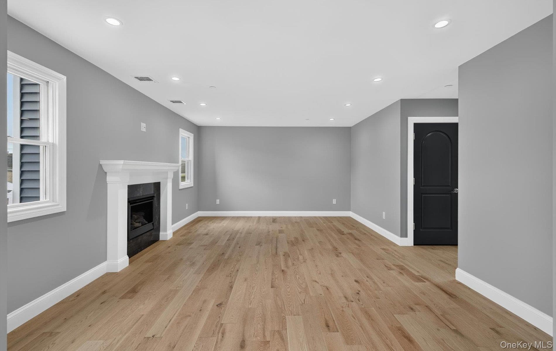 851 W Bay Drive thumbnail 18