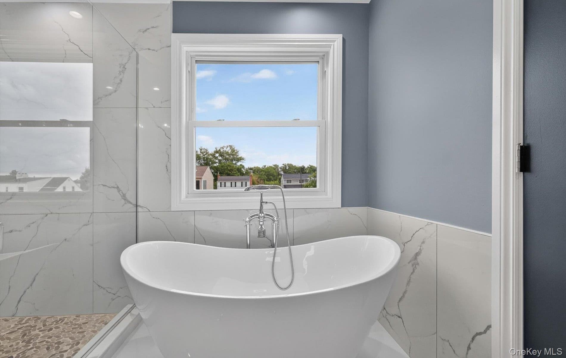 851 W Bay Drive thumbnail 27