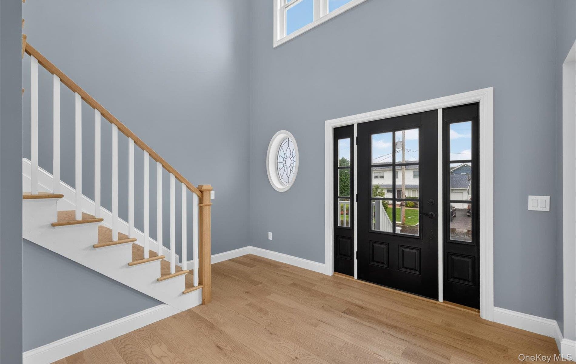 851 W Bay Drive thumbnail 4