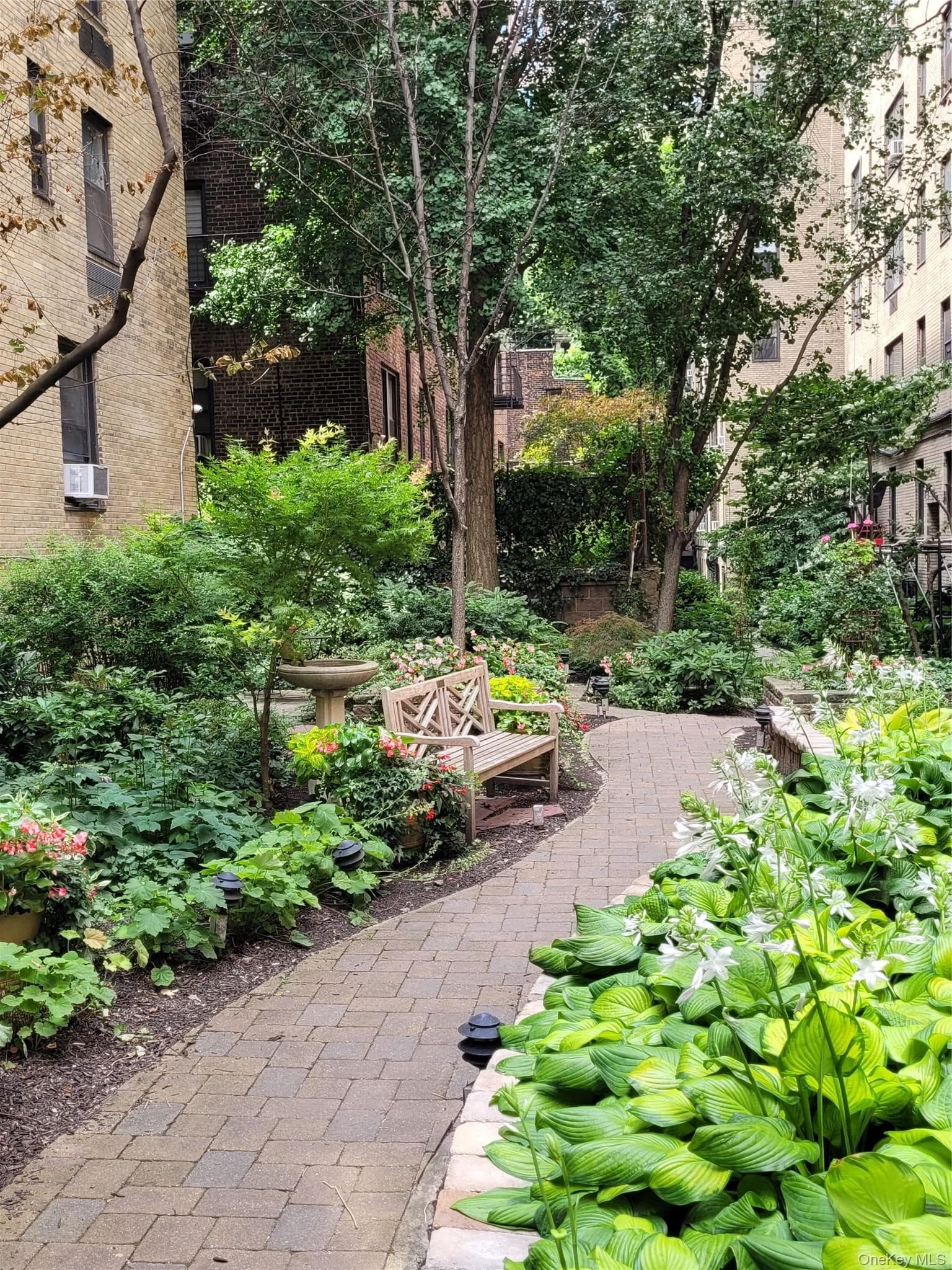 434 E 52 Street Unit: 9A thumbnail 16