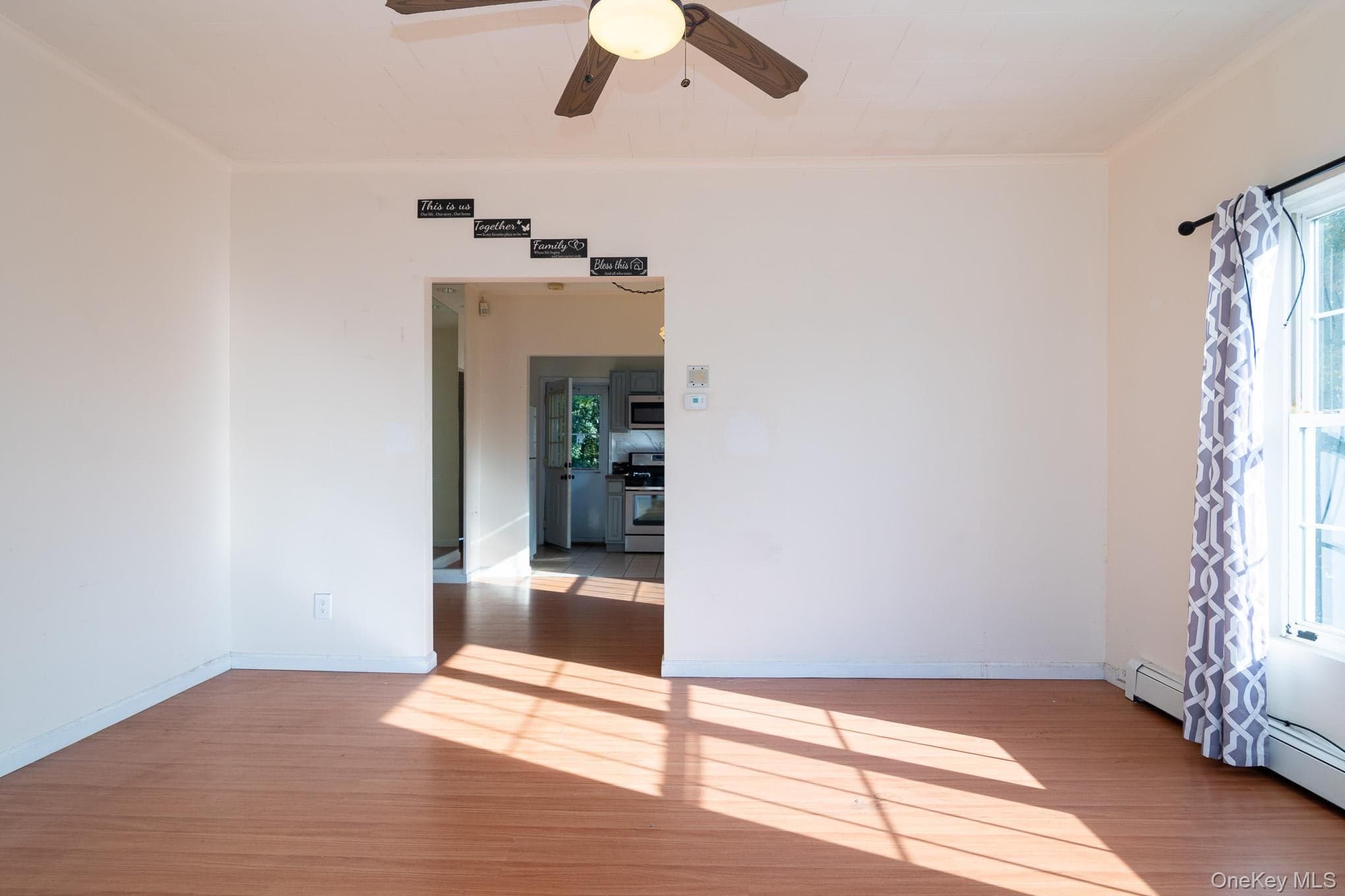 102 Sproat Street thumbnail 6