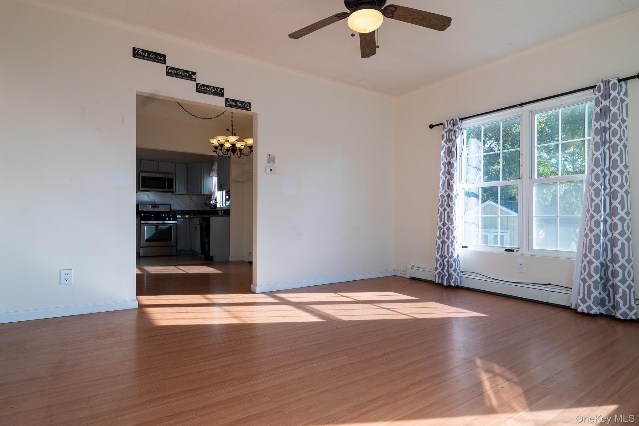 102 Sproat Street thumbnail 5
