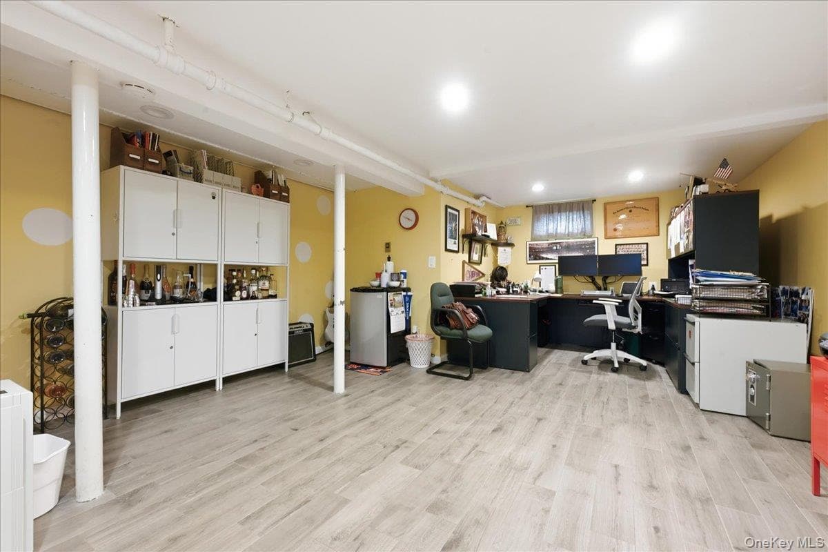 710 Premier Boulevard thumbnail 24