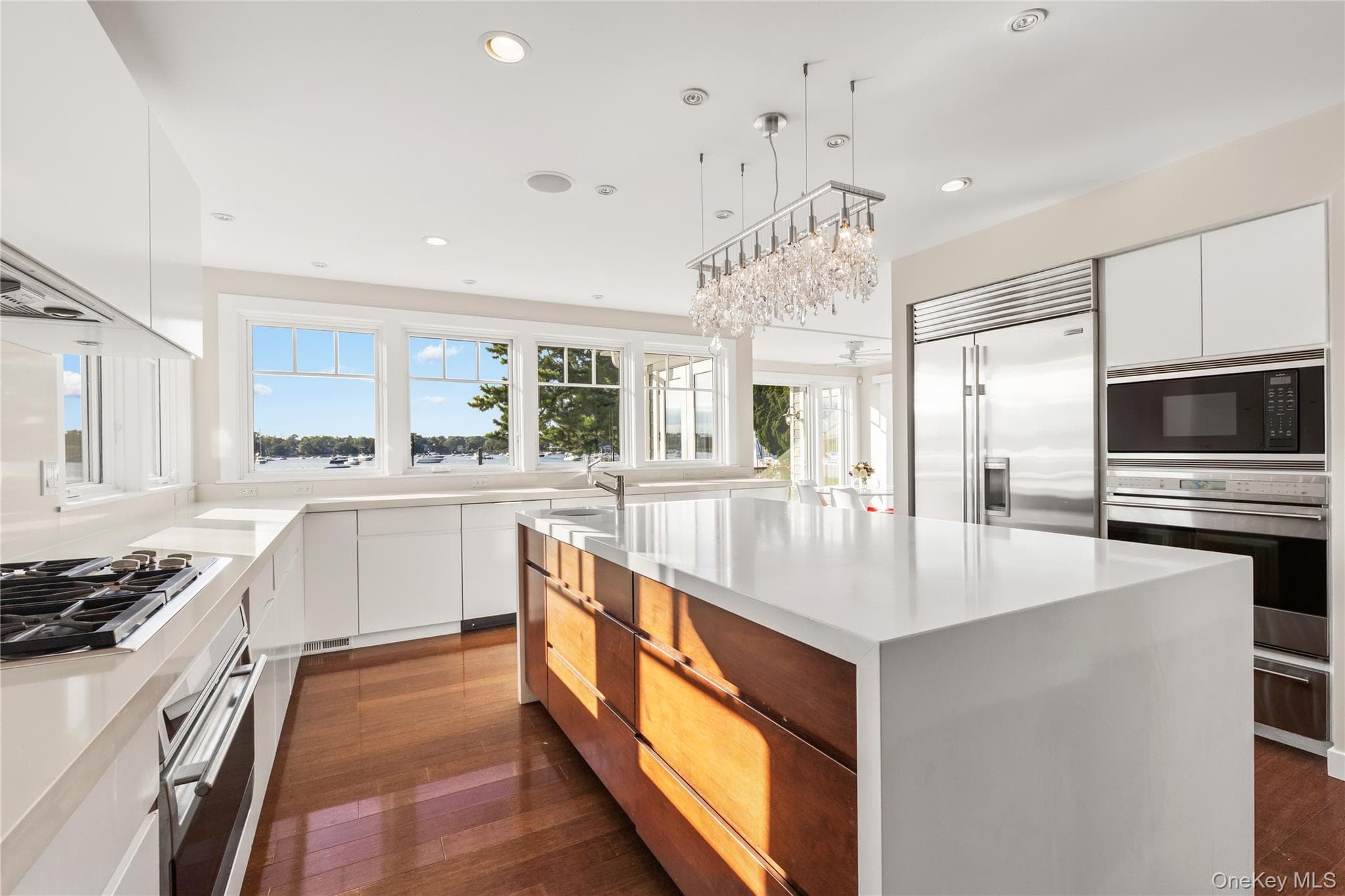 1357 Flagler Drive thumbnail 12