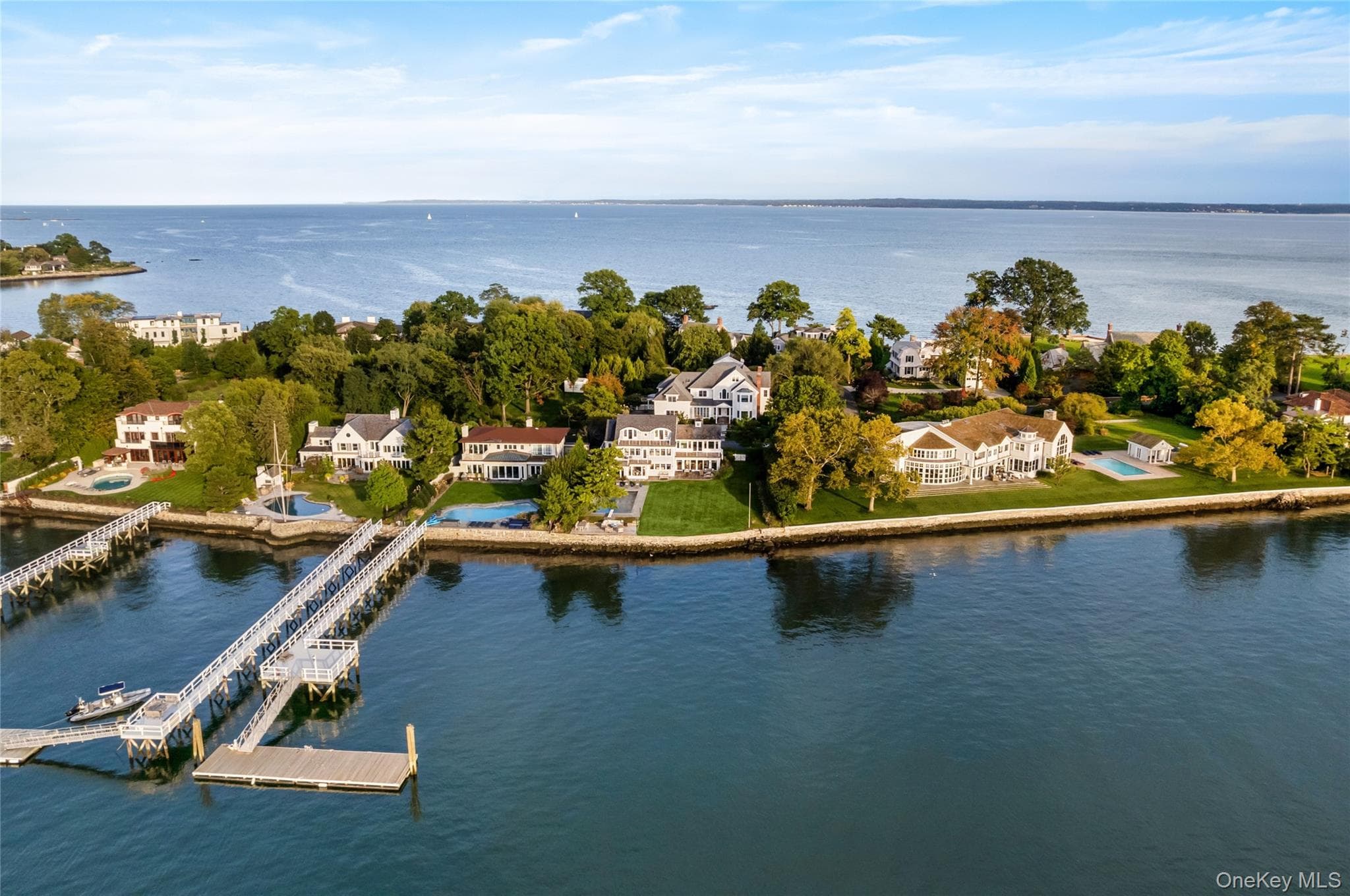 1357 Flagler Drive thumbnail 46