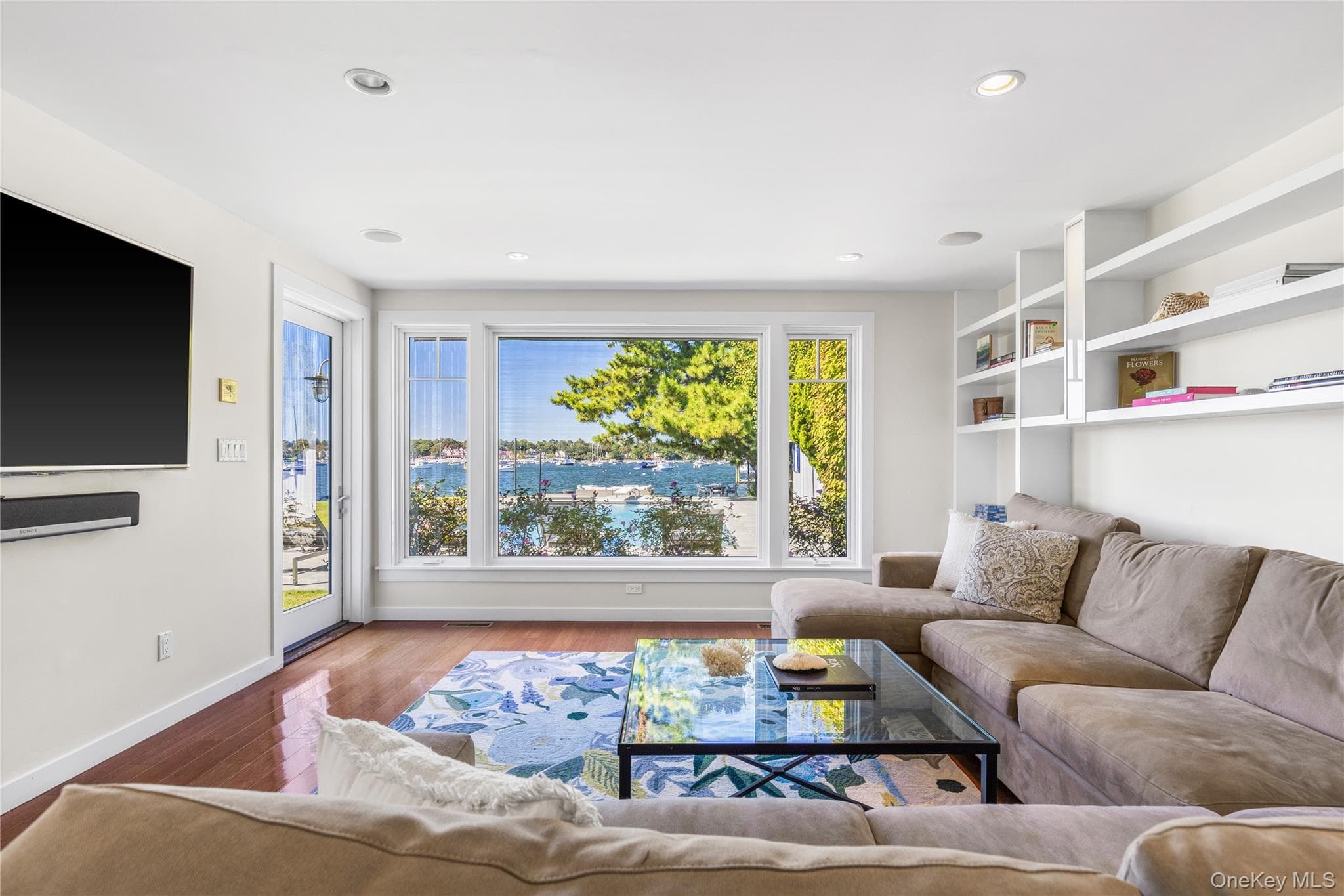 1357 Flagler Drive thumbnail 17