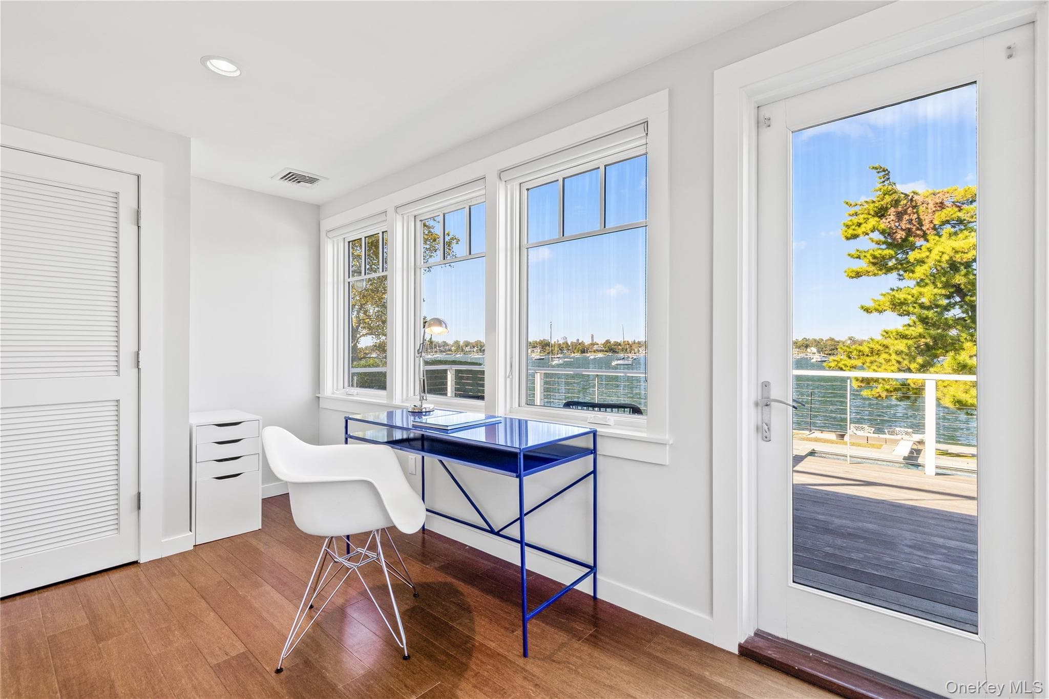 1357 Flagler Drive thumbnail 28