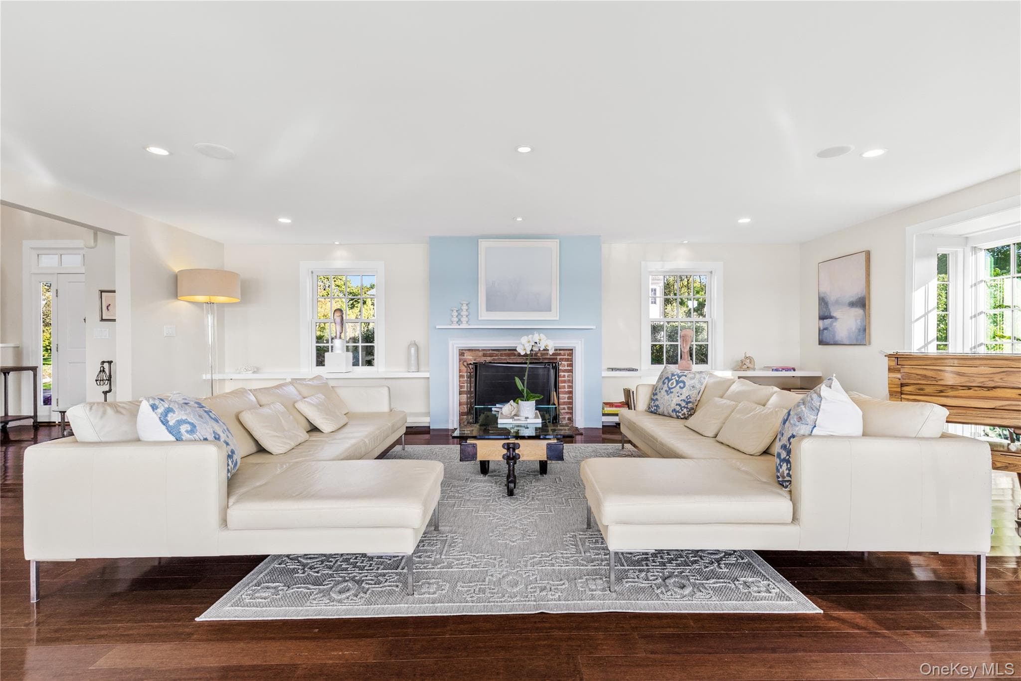 1357 Flagler Drive thumbnail 8