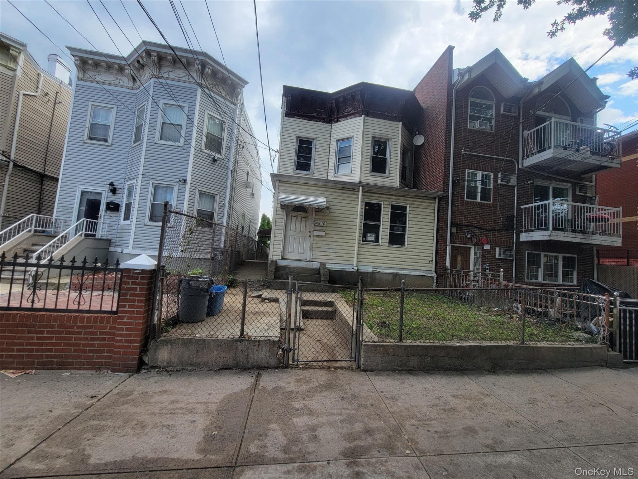 10610 34th Avenue photo 1