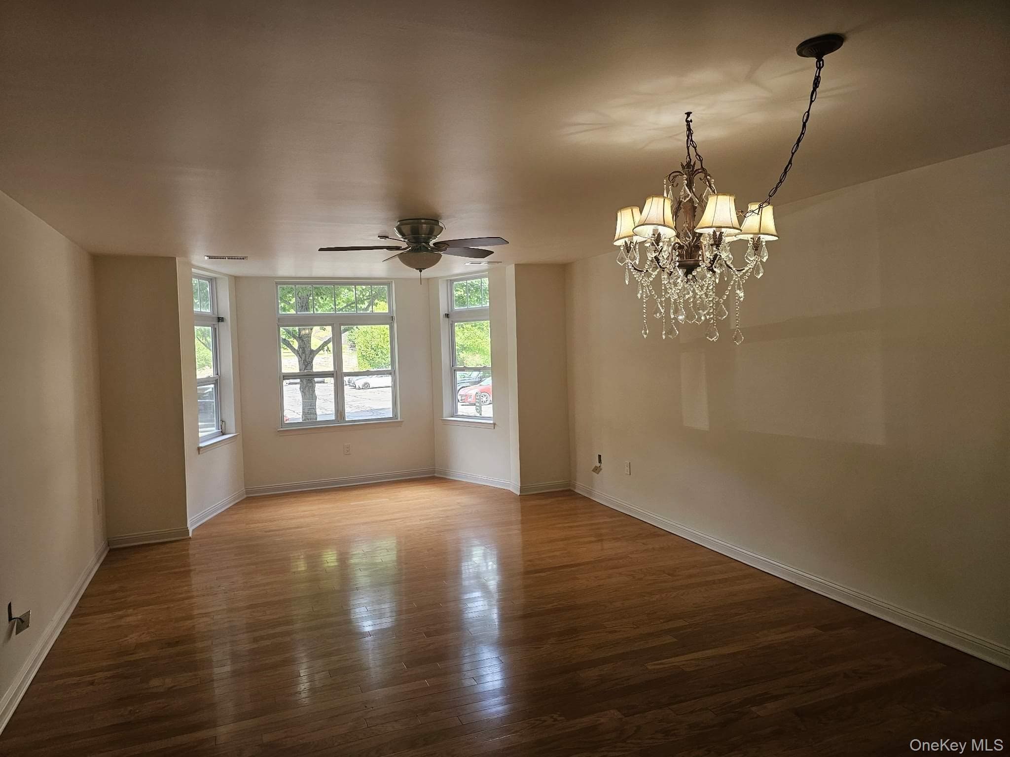 3109 Leeward Drive thumbnail 2