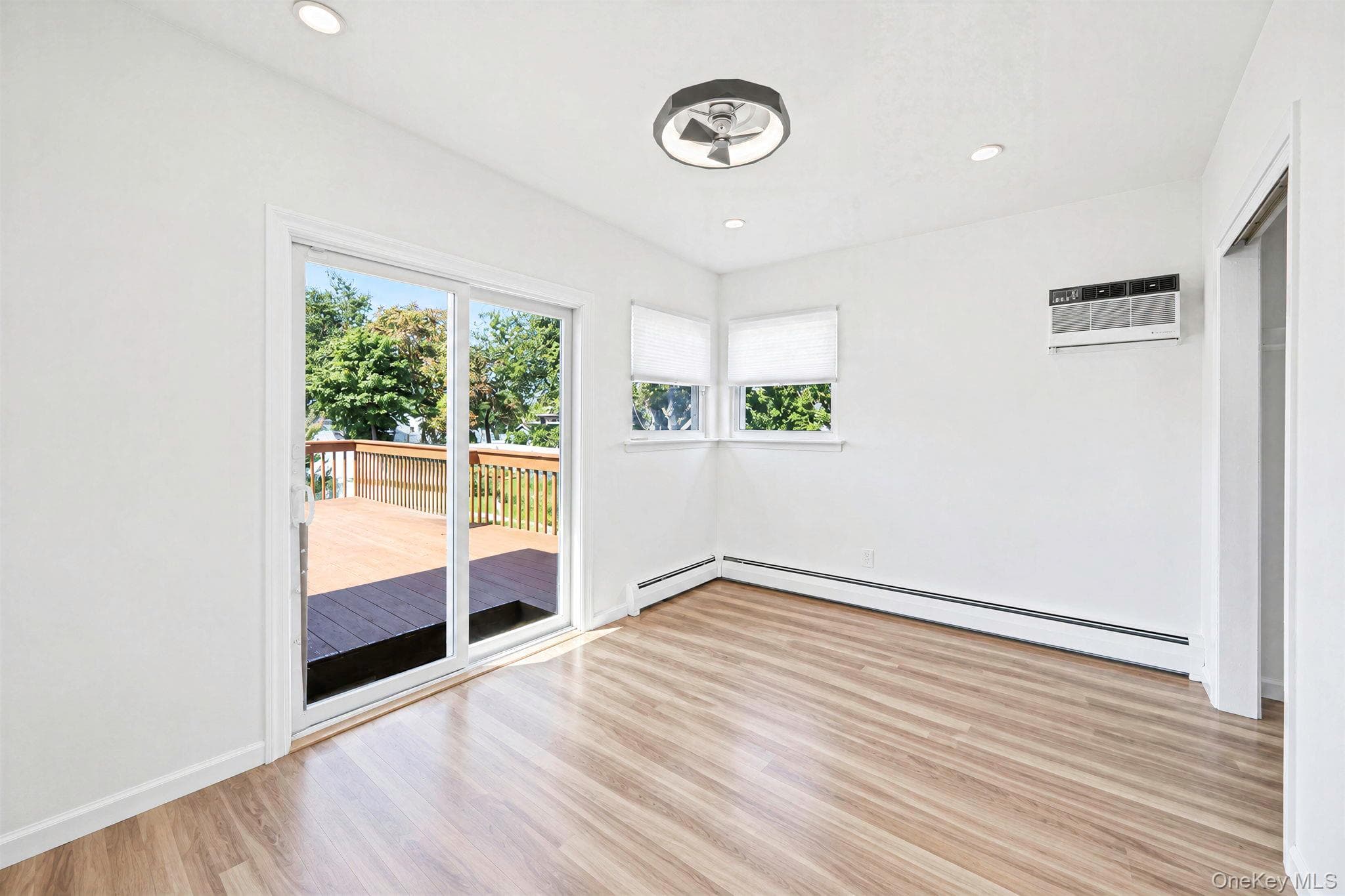 244 Baylawn Avenue thumbnail 24