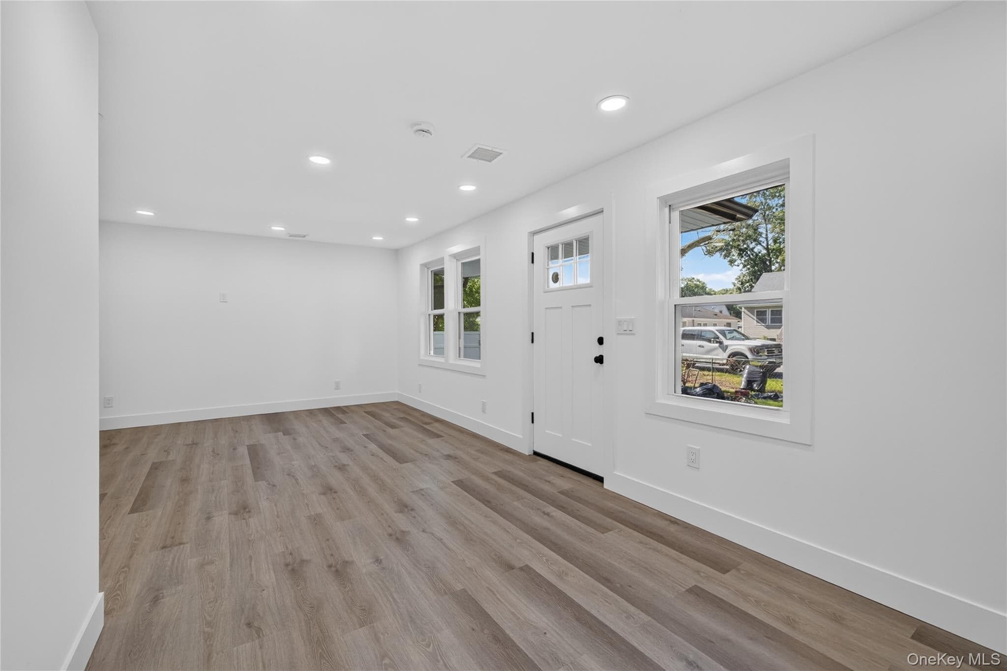 10 Harrison Drive thumbnail 6