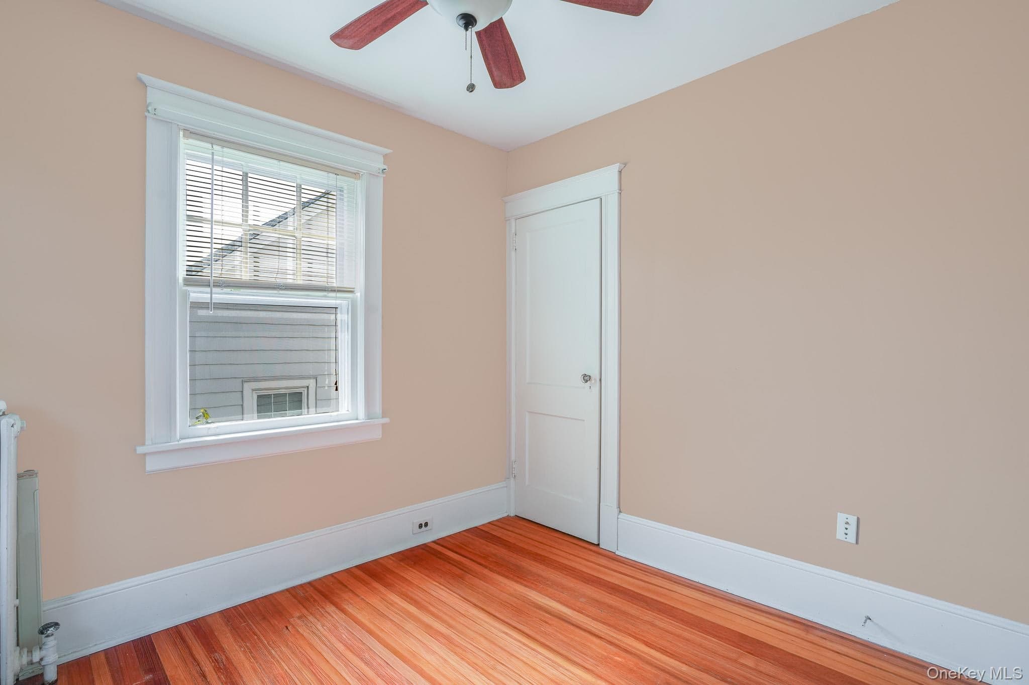 170 Hooker Avenue thumbnail 22