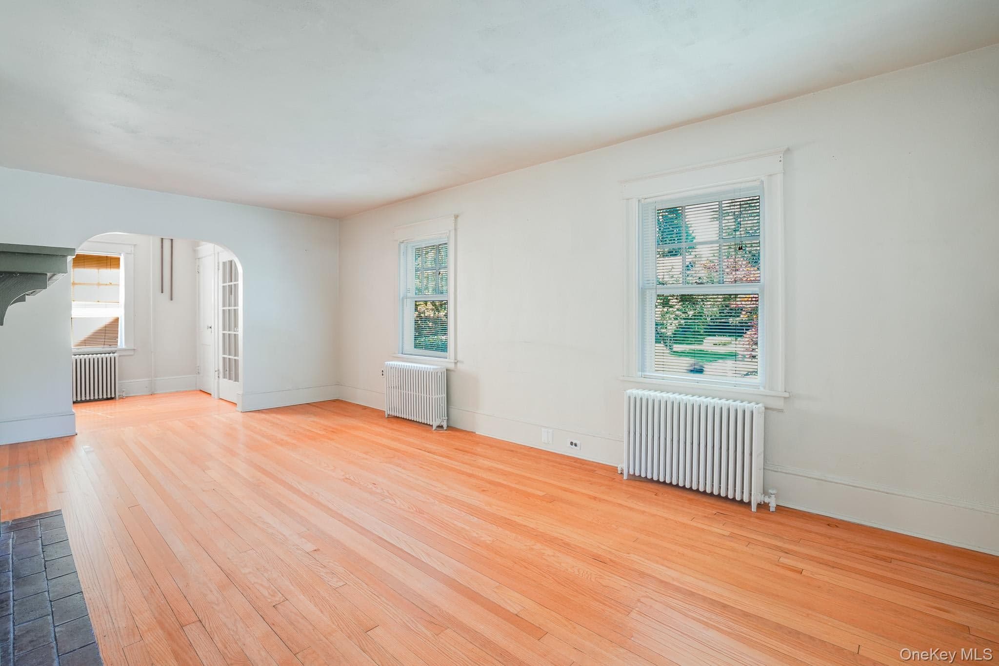 170 Hooker Avenue thumbnail 8