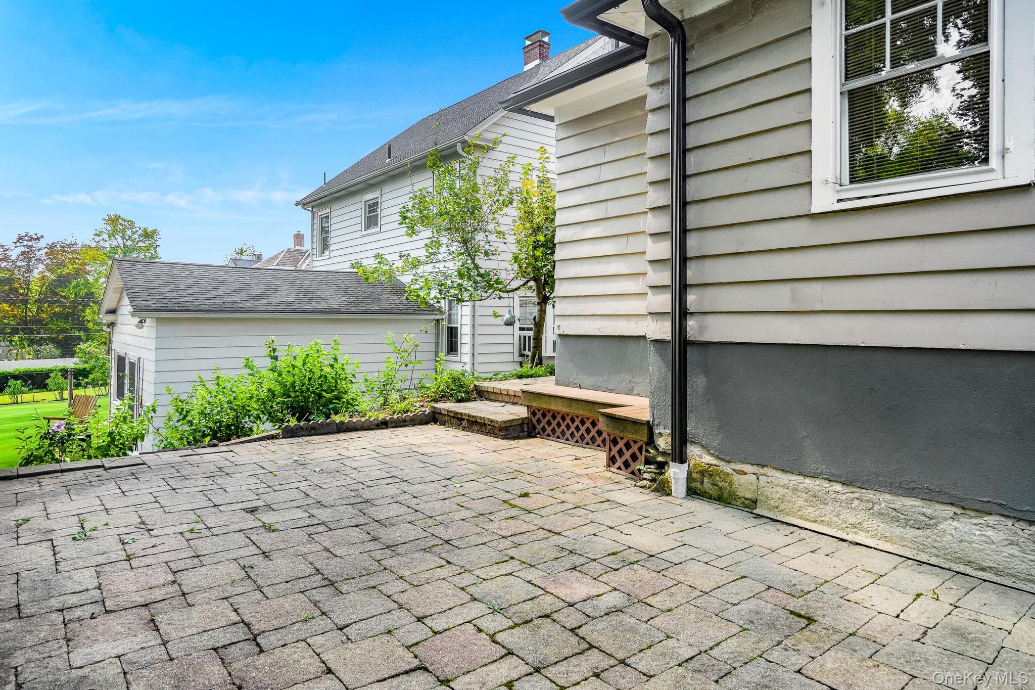 170 Hooker Avenue thumbnail 27